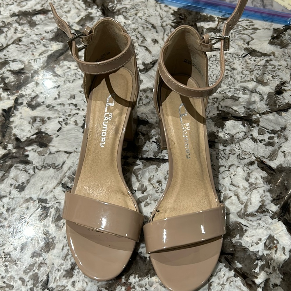 Chinese Laundry Nude Patent Block Sandal Heels Sz 6